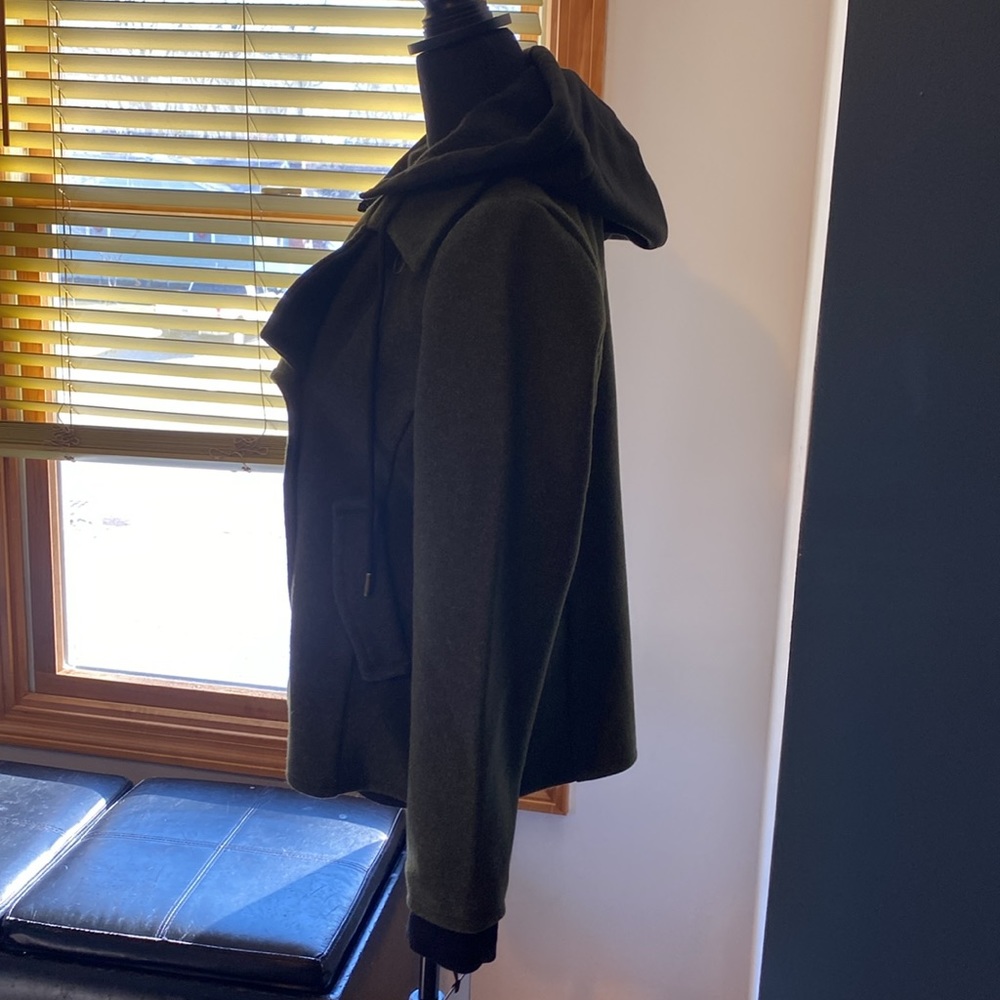 Bagatelle | Cropped Peacoat w/ Removable Hood | NWT - Picture 3 of 6